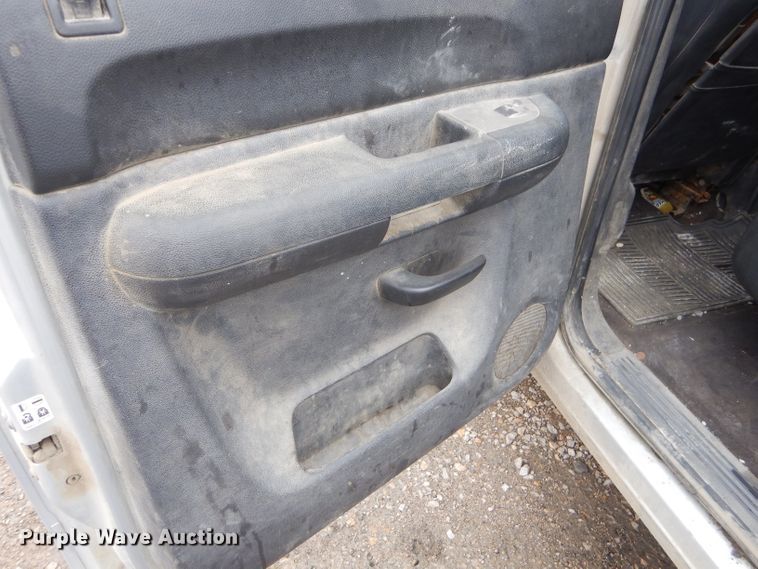 image for item GP9023 2011 Chevrolet Silverado 1500  Crew Cab pickup truck