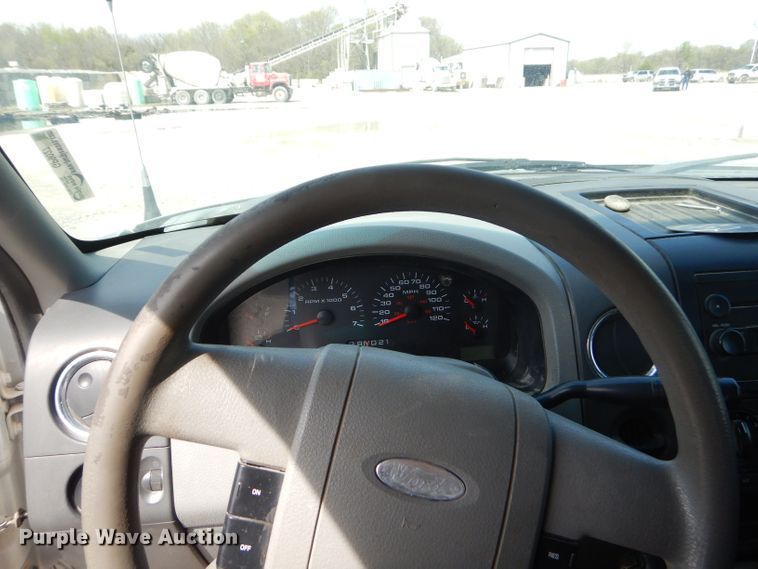 image for item GP9027 2004 Ford F150  SuperCrew pickup truck