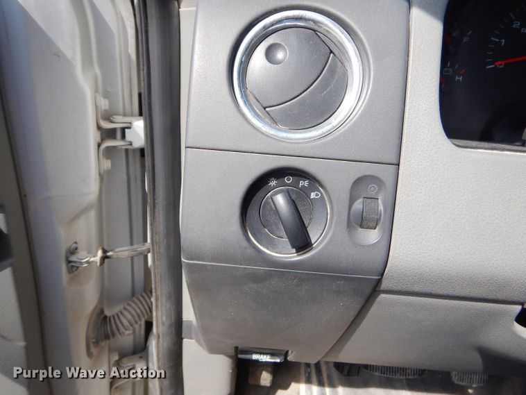 image for item GP9027 2004 Ford F150  SuperCrew pickup truck