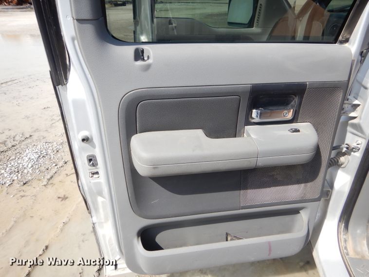 image for item GP9027 2004 Ford F150  SuperCrew pickup truck