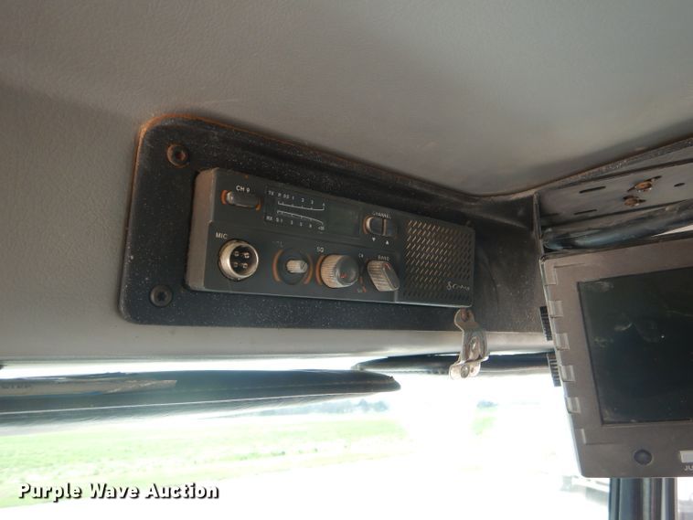 image for item GP9028 1996 Freightliner FL70 refuse truck