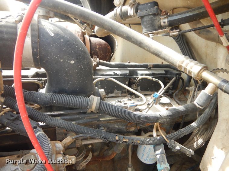 image for item GP9028 1996 Freightliner FL70 refuse truck