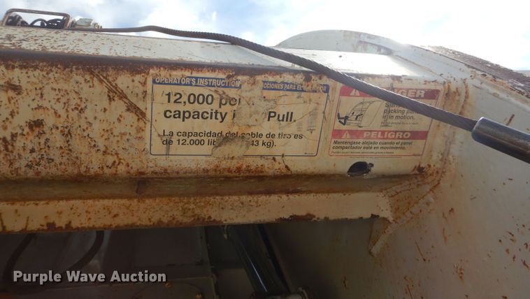 image for item GP9028 1996 Freightliner FL70 refuse truck