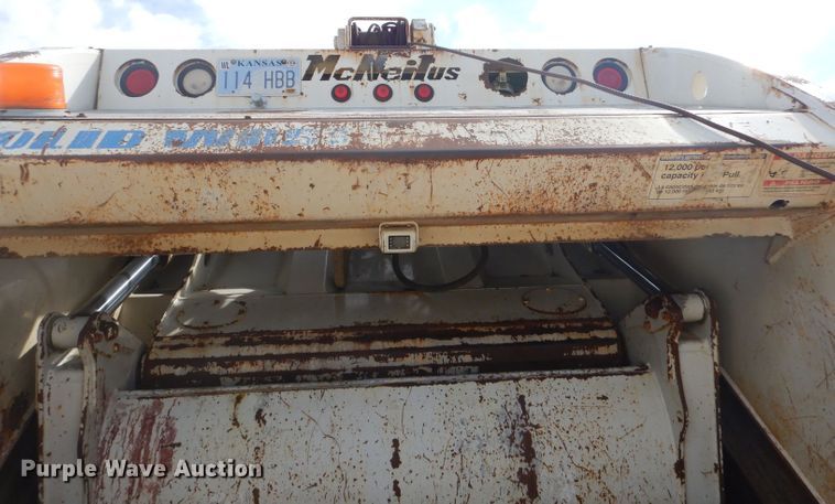 image for item GP9028 1996 Freightliner FL70 refuse truck