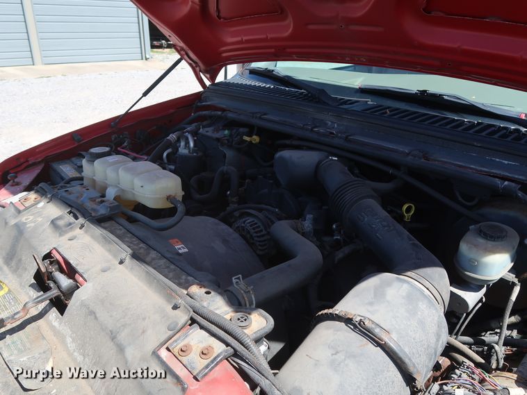 image for item GS9843 2003 Ford F350 Super Duty XL  pickup truck