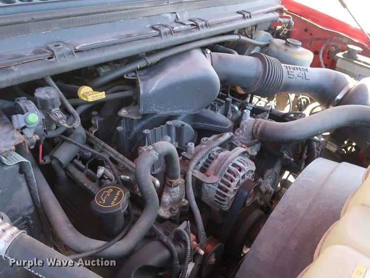 image for item GS9843 2003 Ford F350 Super Duty XL  pickup truck