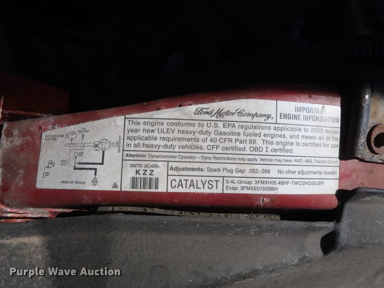 image for item GS9843 2003 Ford F350 Super Duty XL  pickup truck