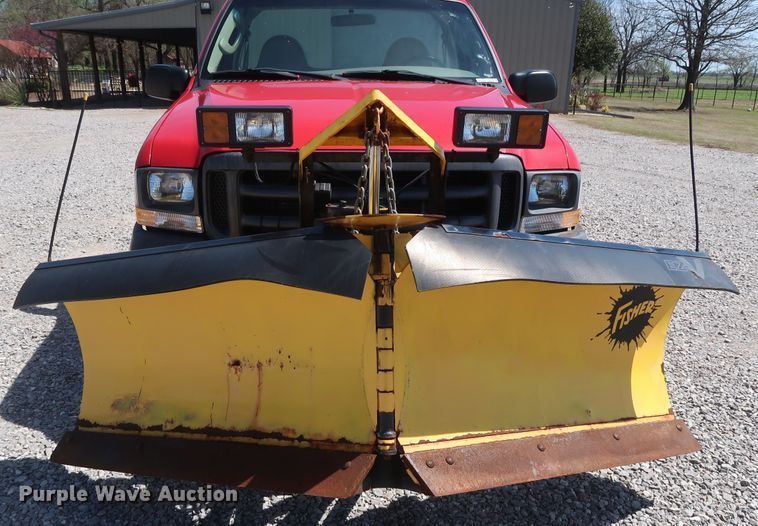 image for item GS9843 2003 Ford F350 Super Duty XL  pickup truck