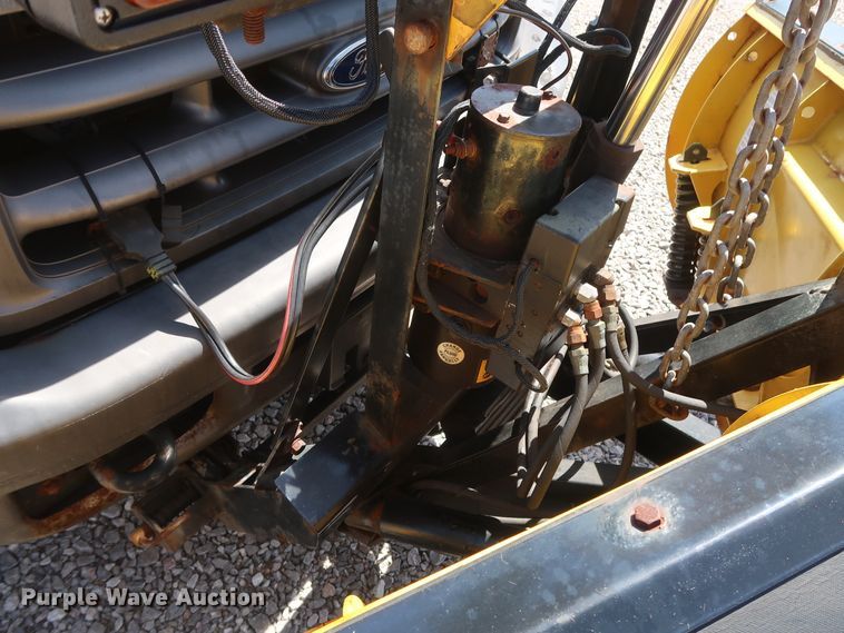 image for item GS9843 2003 Ford F350 Super Duty XL  pickup truck