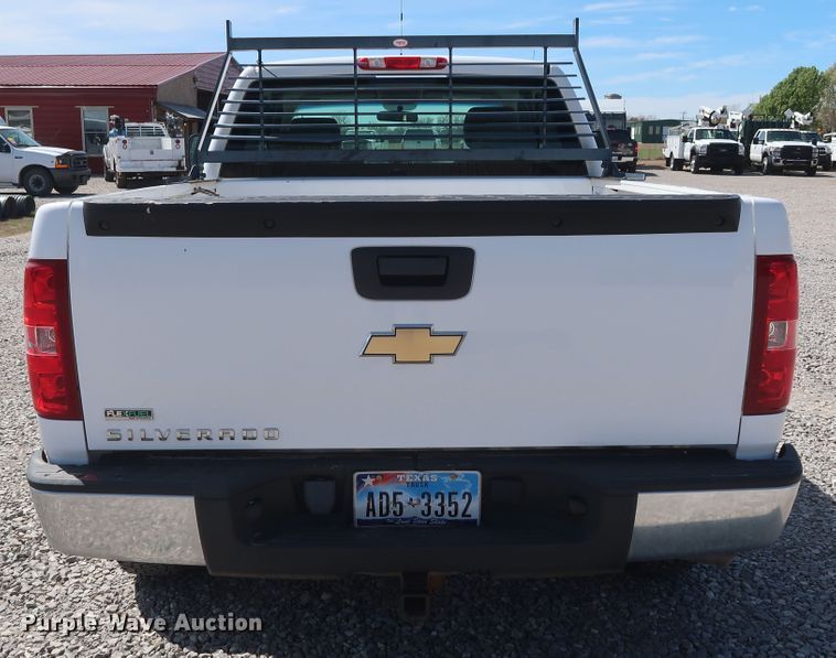 image for item GS9847 2010 Chevrolet Silverado 1500  Ext. Cab pickup truck