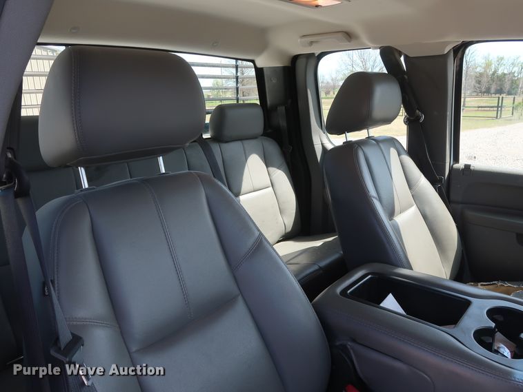 image for item GS9847 2010 Chevrolet Silverado 1500  Ext. Cab pickup truck