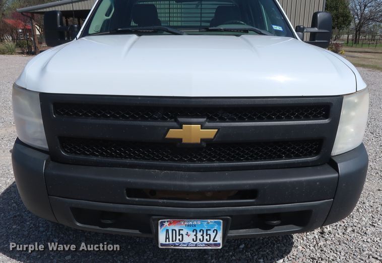 image for item GS9847 2010 Chevrolet Silverado 1500  Ext. Cab pickup truck