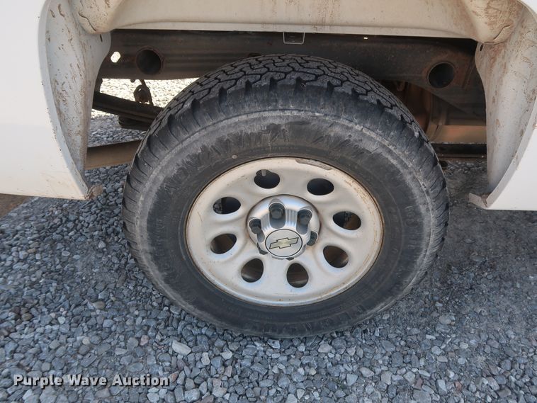 image for item GS9847 2010 Chevrolet Silverado 1500  Ext. Cab pickup truck