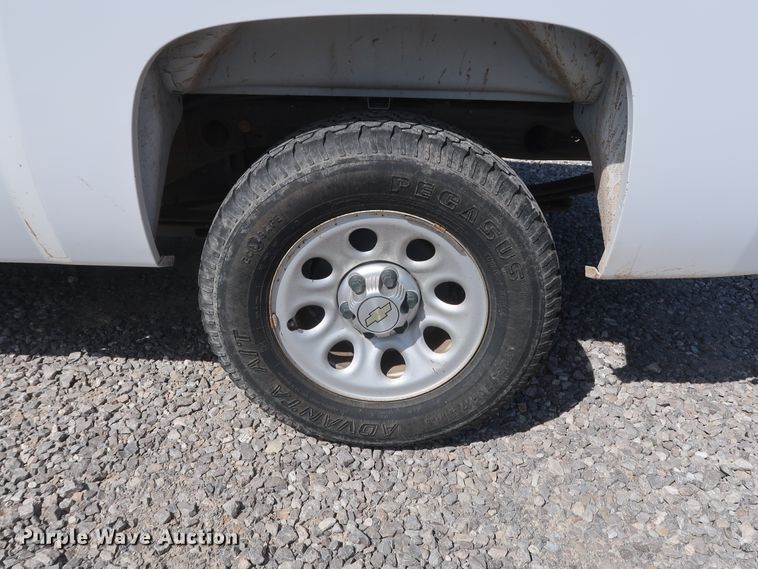 image for item GS9847 2010 Chevrolet Silverado 1500  Ext. Cab pickup truck