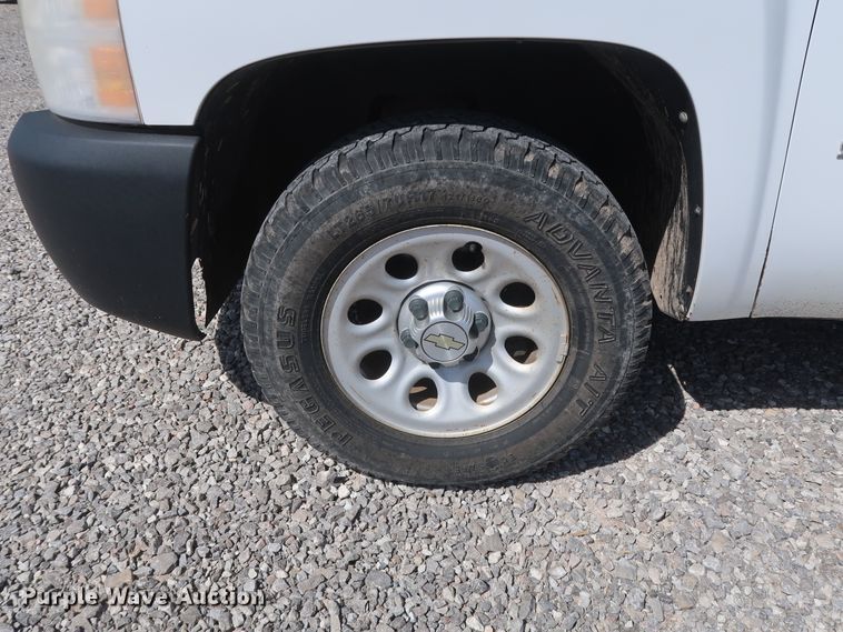 image for item GS9847 2010 Chevrolet Silverado 1500  Ext. Cab pickup truck