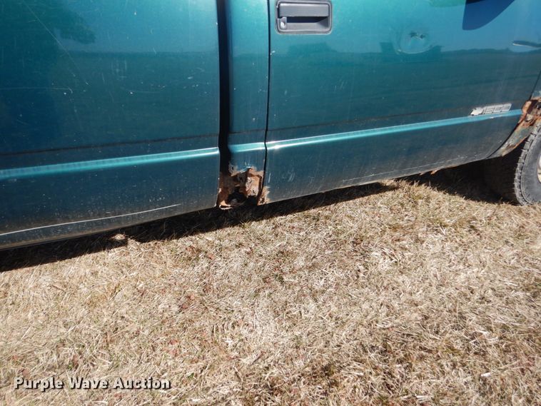 image for item GW9548 1997 Chevrolet C1500  pickup truck