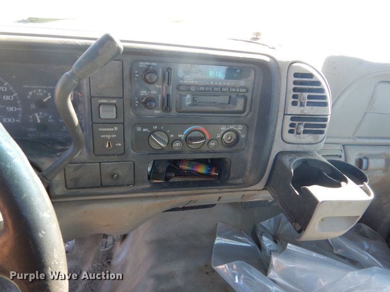 image for item GW9548 1997 Chevrolet C1500  pickup truck