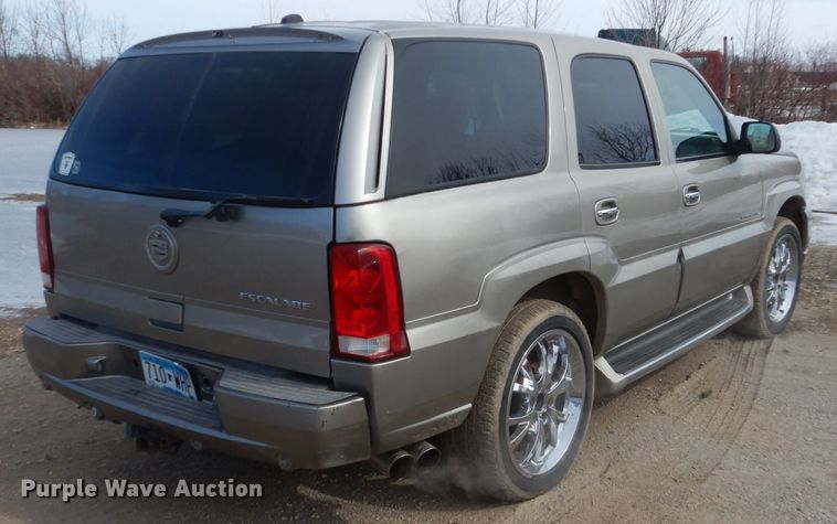image for item GW9606 2002 Cadillac Escalade  SUV