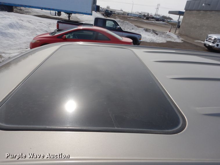 image for item GW9606 2002 Cadillac Escalade  SUV