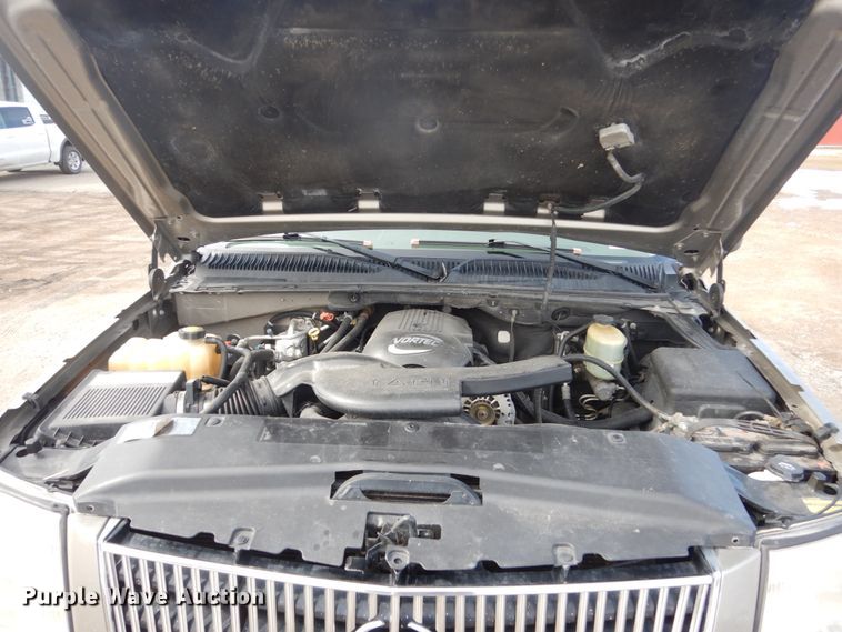 image for item GW9606 2002 Cadillac Escalade  SUV