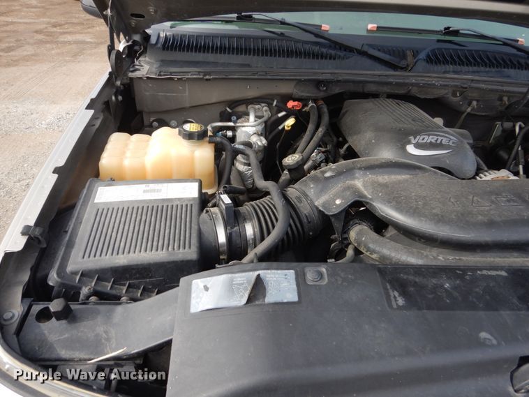 image for item GW9606 2002 Cadillac Escalade  SUV