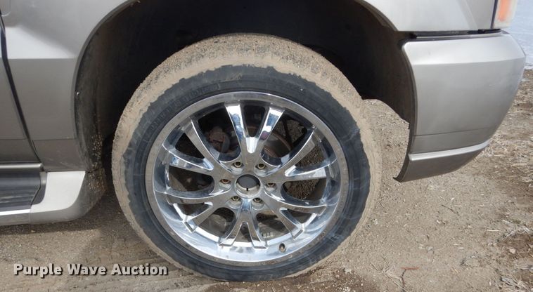 image for item GW9606 2002 Cadillac Escalade  SUV