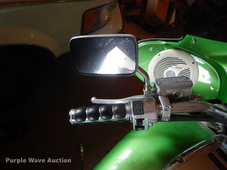 image for item GW9607 2002 Honda VTX1800C2 motorcycle