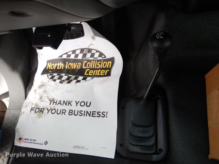 image for item GW9712 2003 Ford F350 Super Duty  Crew Cab pickup truck