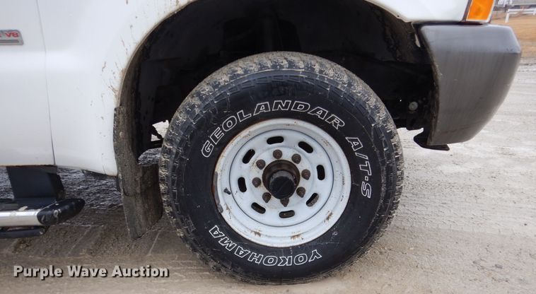 image for item GW9712 2003 Ford F350 Super Duty  Crew Cab pickup truck