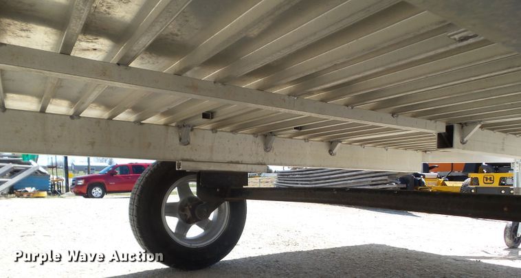 image for item GW9972 2016 Aluma A8810 utility trailer