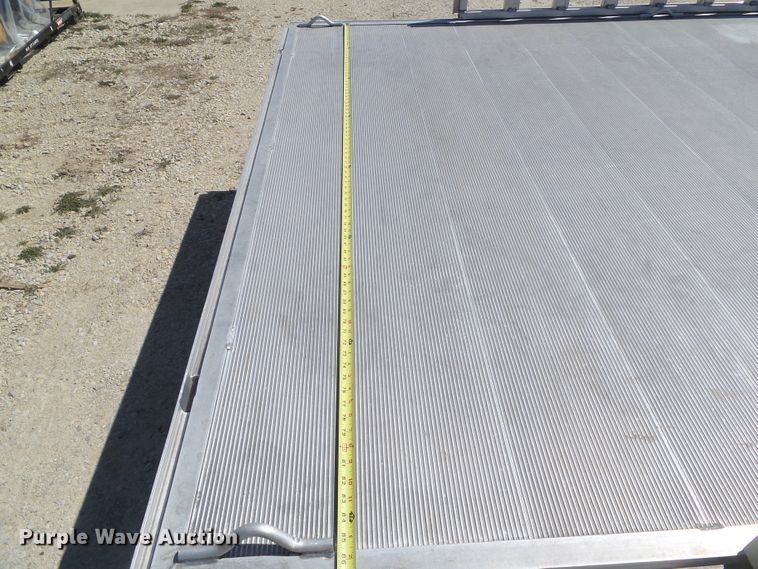 image for item GW9972 2016 Aluma A8810 utility trailer