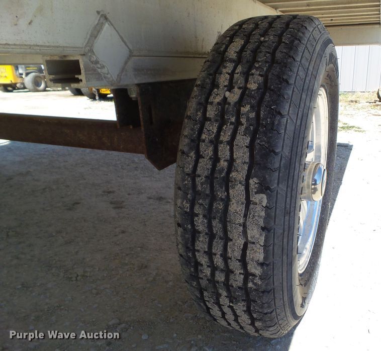 image for item GW9972 2016 Aluma A8810 utility trailer