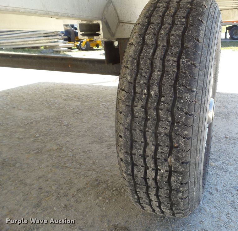 image for item GW9972 2016 Aluma A8810 utility trailer