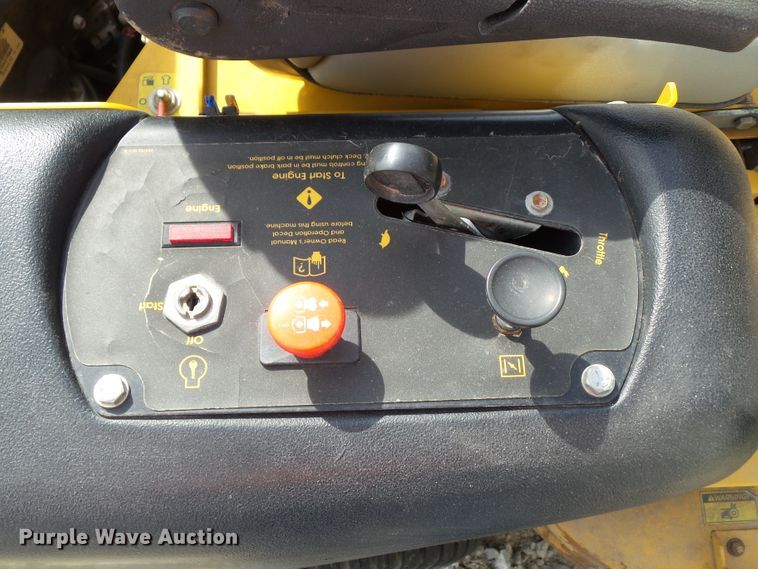 image for item GW9975 2007 Hustler Mini Z ZTR lawn mower