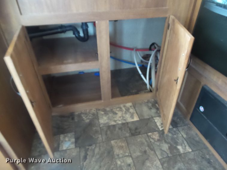 image for item GW9977 2014 Coachman Catalina   camper