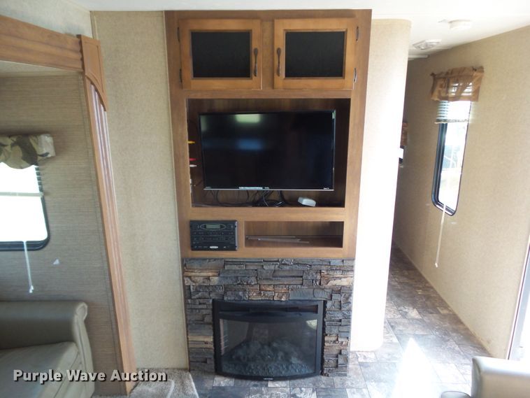 image for item GW9977 2014 Coachman Catalina   camper