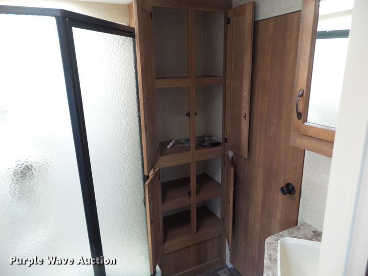 image for item GW9977 2014 Coachman Catalina   camper