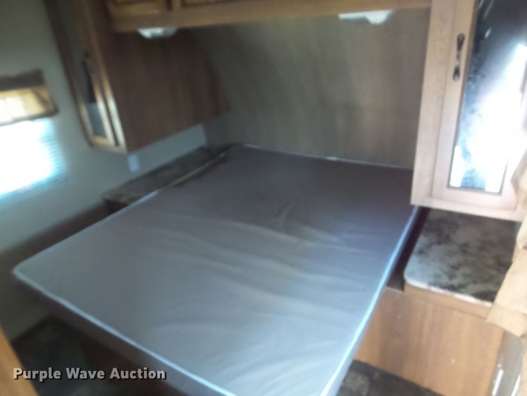 image for item GW9977 2014 Coachman Catalina   camper