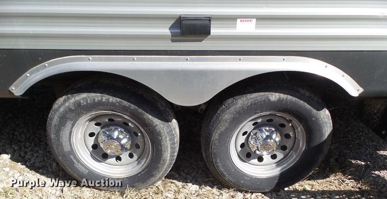 image for item GW9977 2014 Coachman Catalina   camper