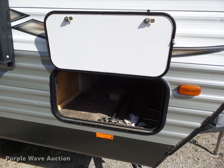 image for item GW9977 2014 Coachman Catalina   camper