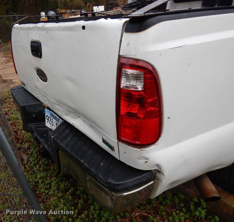 image for item GX9986 2011 Ford F250 Super Duty  Crew Cab pickup truck