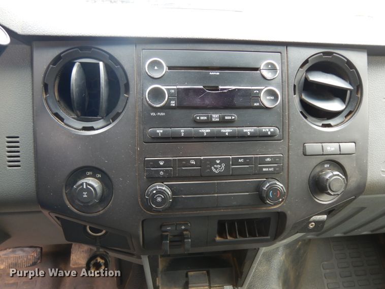 image for item GX9986 2011 Ford F250 Super Duty  Crew Cab pickup truck