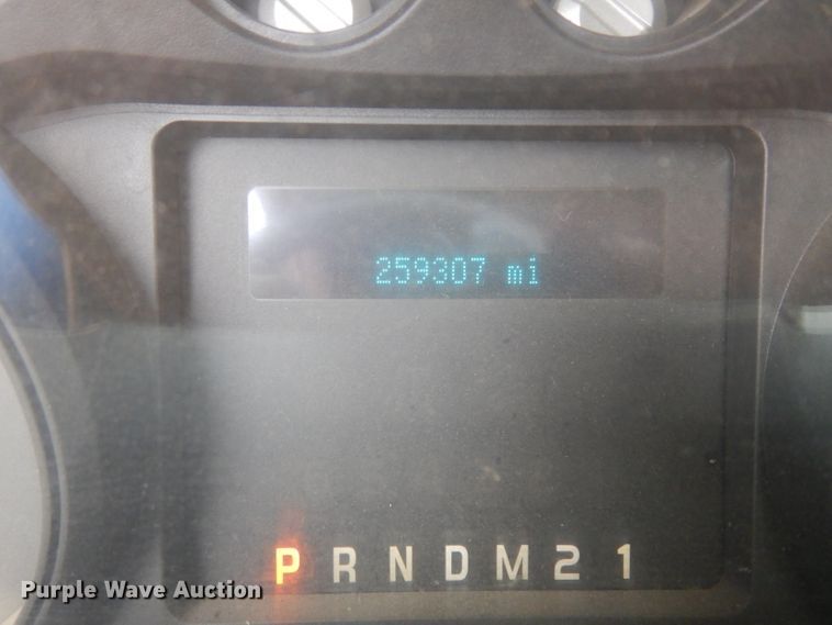 image for item GX9986 2011 Ford F250 Super Duty  Crew Cab pickup truck