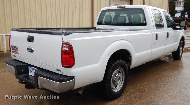 image for item GX9987 2011 Ford F250 Super Duty  Crew Cab pickup truck