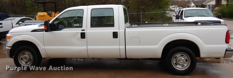 image for item GX9987 2011 Ford F250 Super Duty  Crew Cab pickup truck