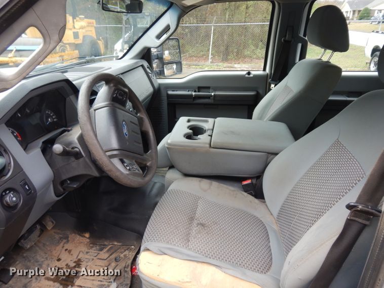 image for item GX9987 2011 Ford F250 Super Duty  Crew Cab pickup truck