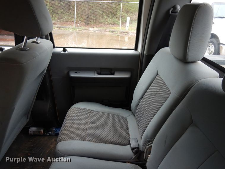 image for item GX9987 2011 Ford F250 Super Duty  Crew Cab pickup truck