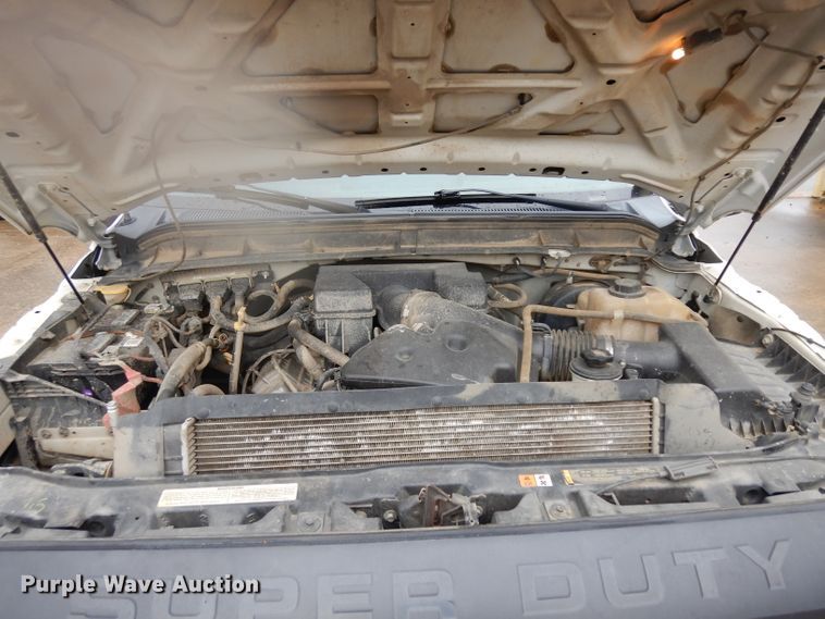 image for item GX9987 2011 Ford F250 Super Duty  Crew Cab pickup truck