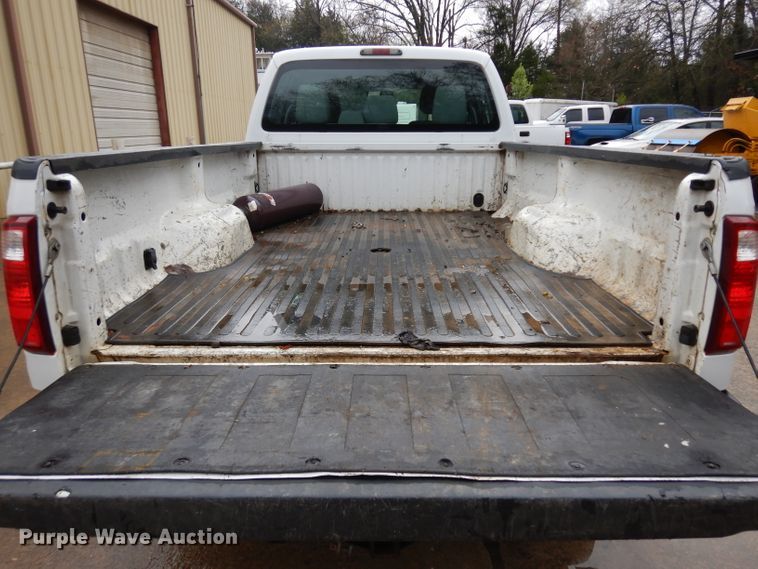 image for item GX9987 2011 Ford F250 Super Duty  Crew Cab pickup truck