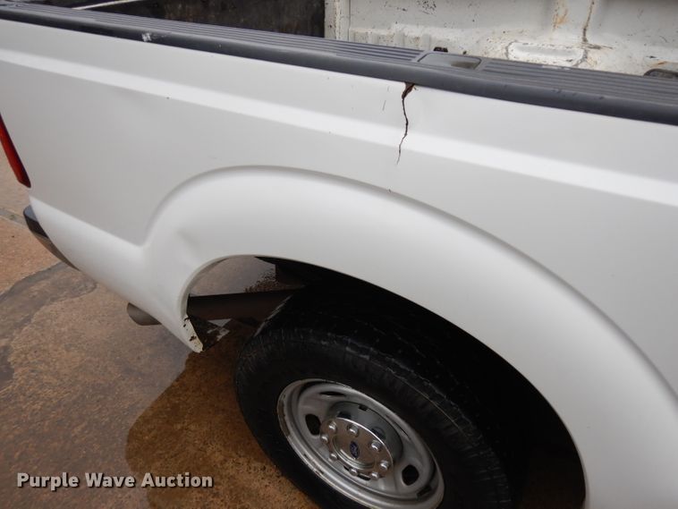 image for item GX9987 2011 Ford F250 Super Duty  Crew Cab pickup truck